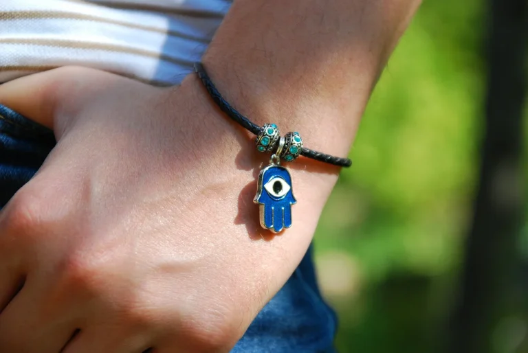 Protective Amulets: Defend Yourself from the Evil Eye, Envy, and Negative Energies with the Help of an Esoteric Practitioner