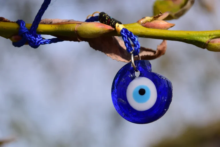 Talismans and Amulets: Differences, Origins, and Protective Power