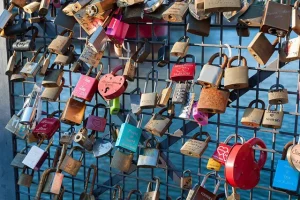 Legamenti d’Amore: Cos’è e Come Funziona la Magia del Cuore